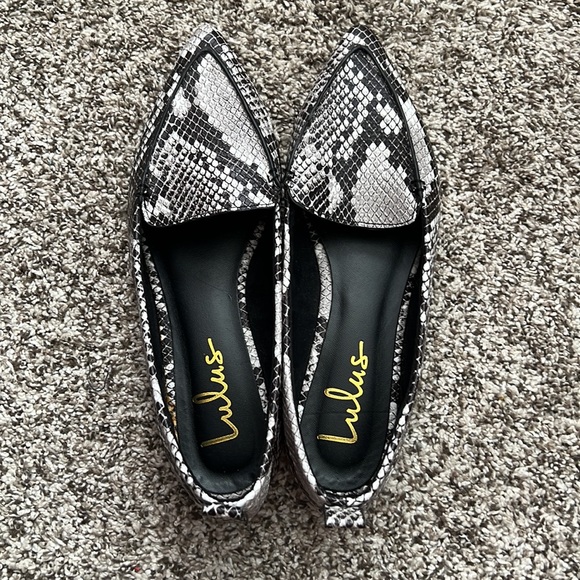 Lulus Emmy Snakeskin Print Pointed Toe Ballet Loafer Shoes - Picture 2 of 7